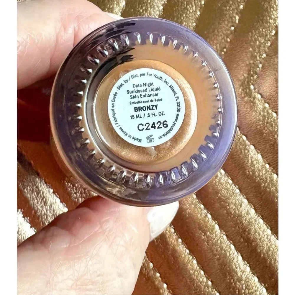 YOUTHFORIA-NIB-Date Night Sunkissed Liquid Skin Enhancer/